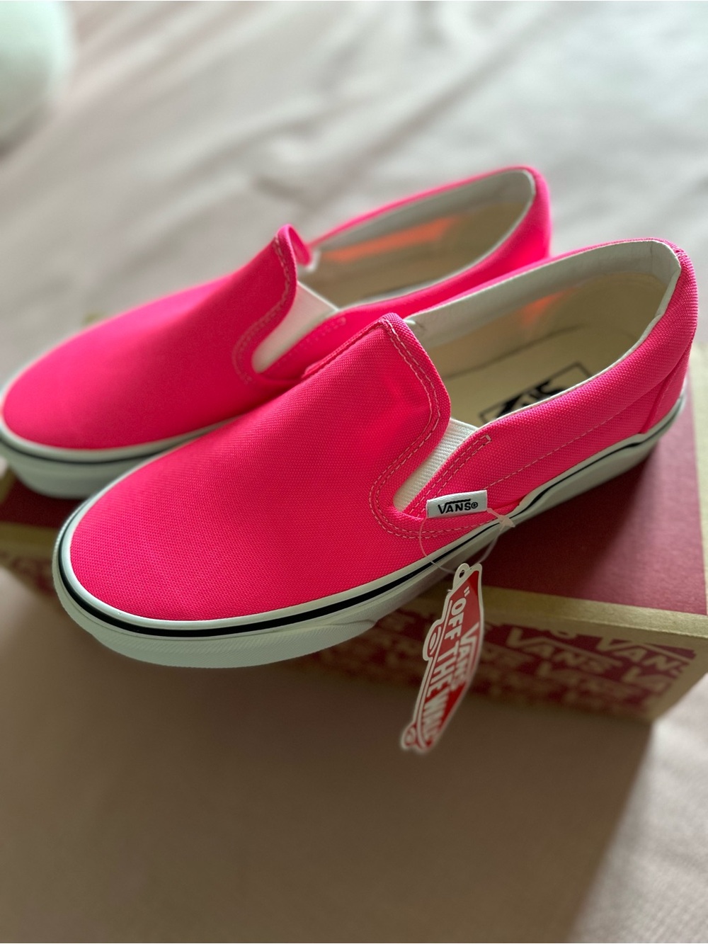 Vans Classic Slip-On woman Shoes - Pink/White - Picture 3 of 5